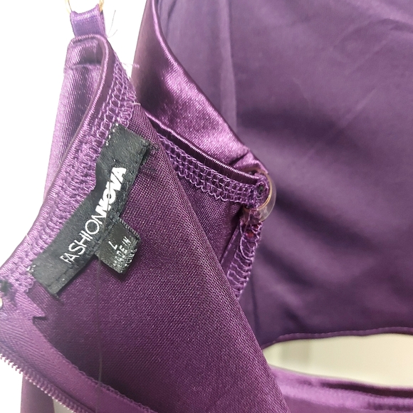 Elegant Purple Satin Dress - Picture 4 of 6